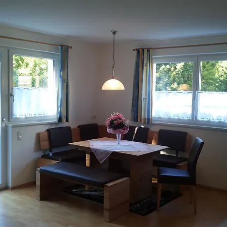 Haus Stefanie Апартаменты *